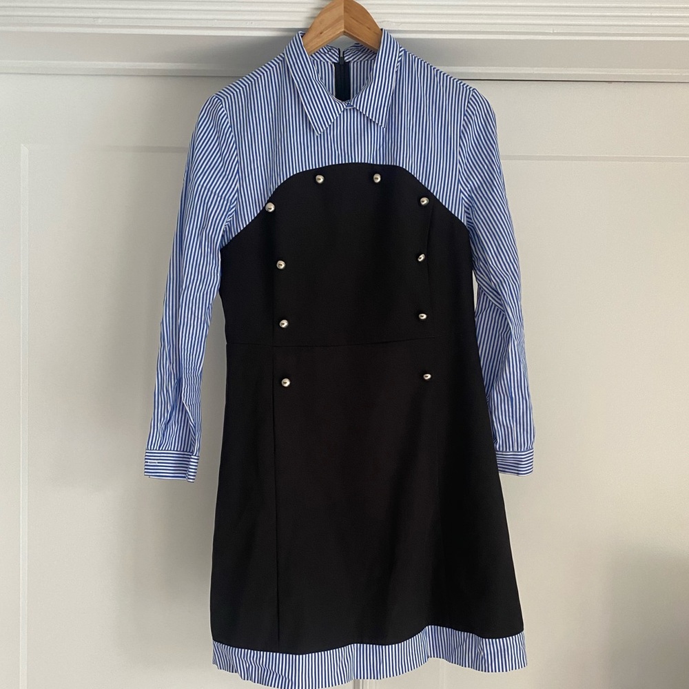 Studious and sexy school girl look for the autumn